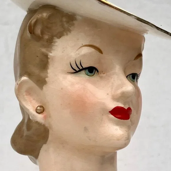 1956 Napco Lady in Pearls Head Vase C2637A - Picture 8 of 15